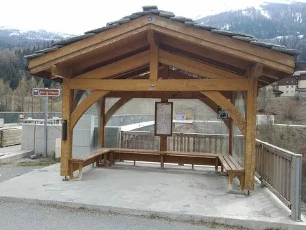 Arrêt de bus N°321 : Le pont du Folgoët