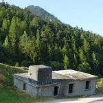 Buitenaanzicht van het scheve huis in Modane - ©Inconnu