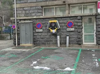 Borne de recharge pour véhicule et vélo électrique