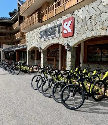 © Skiset winkel Valfréjus sport - Skiset Valfréjus sport