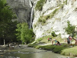 De Saint-Benoit-waterval