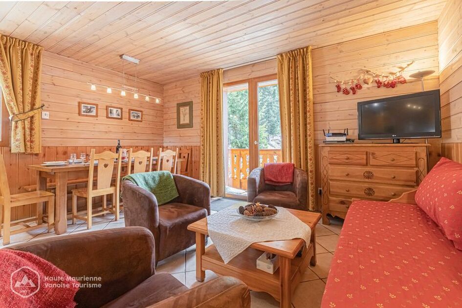 © valfrejus chalet deleglise location meublée 14 personnes - HMVT