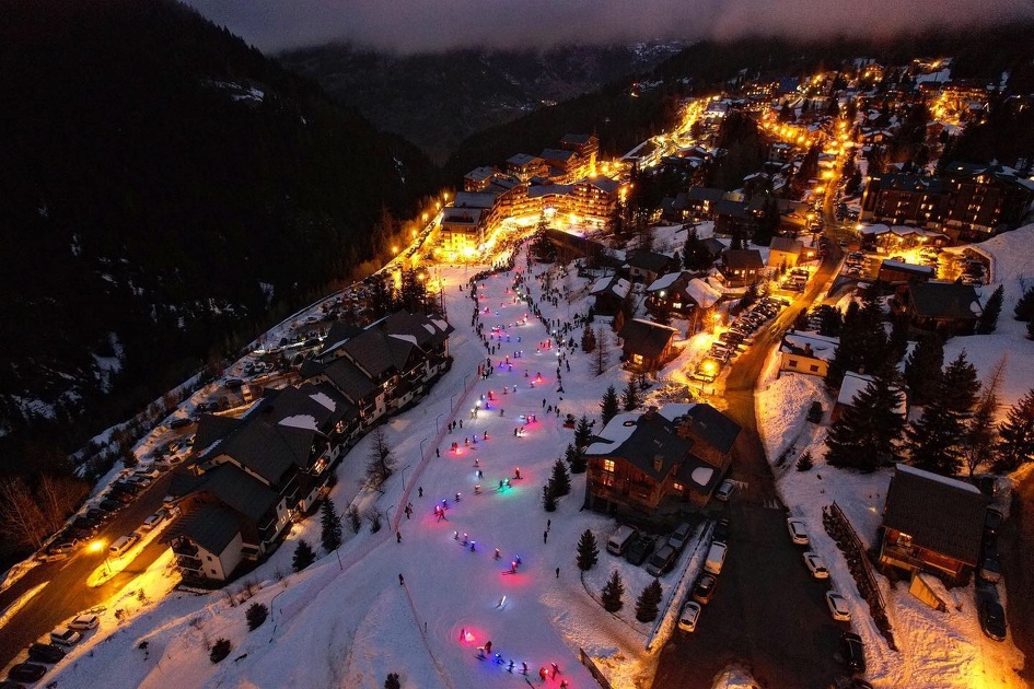 © Descente aux lampions des enfants à Valfréjus - Fadda Jéremy