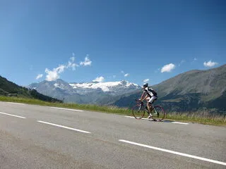 Col du Mont Cenis from Modane - Alexandre Gros / Maurienne Tourisme