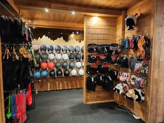 Punta Sport sports store at Valfréjus - C.Lanfrey