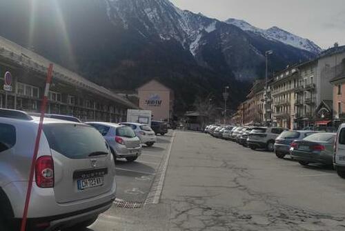 Parking at the station