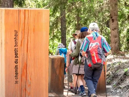 Porte du chemin du petit bonheur - l'Ecot