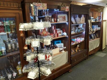 Zig & Puce Souvenirs Shop