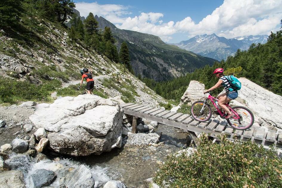 © Enduro : La déjantée - CCHMV