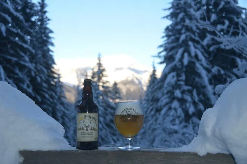 © Brasserie l'Arplanaise bij Fourneaux in Savoie - Brasserie l'Arplanaise