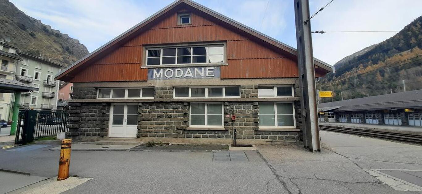 © Visite guidée : "Sur les Traces des Voyageurs : Modane et son histoire ferroviaire"_Modane - Fondation Facim