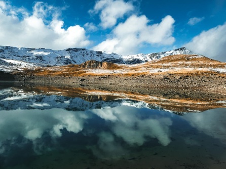 Hiking at Sainte-Marguerite Lakes
