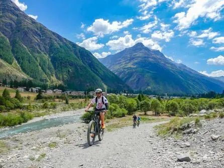 Chemin du Petit Bonheur, mountainbikeroute van Bonneval/Arc naar Modane
