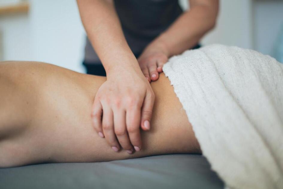 © Laly Sylvia - Praticienne massages chinois_Valfréjus - Laly Sylvia