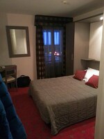 © modane-hotel-Commerce - N.Stabili