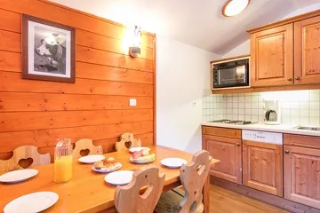 Residence Les Chalets de la Ramoure in Valfréjus - Vacancéole