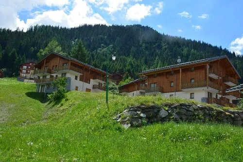 "Les Chalets de la Ramoure" Vacancéole Residence