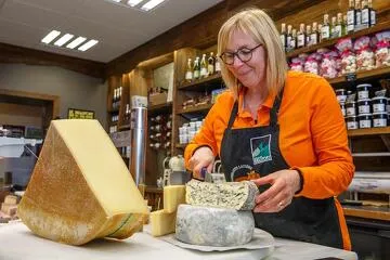 © modane-fromagerie-cooperative-laitiere - Cooperative Laitière de HMV /Loïc Perron