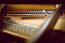 © Itinéraires musicaux : Le piano du XXe siècle_Modane - Vlad Vasnetsov from Pixabay
