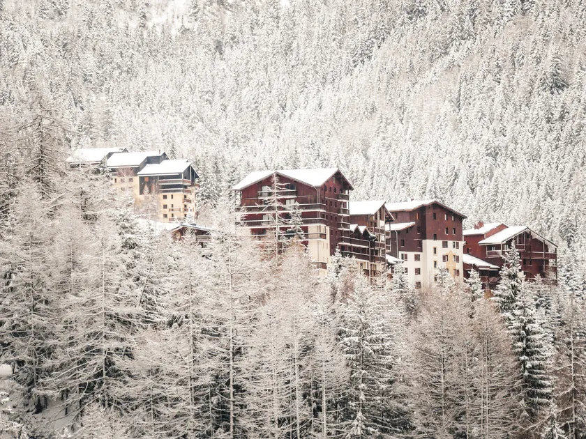 © Snowshoeing itinerary: Les Petits Trappeurs_Valfréjus - OTHMV - B Thomas