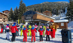 © Départ ski en fanfare à Valfréjus - Happy Resort + IA