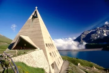 © Franchir les Alpes, visite pour les groupes en Maurienne_Modane - © P. Lemaitre - Fondation Facim