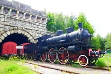 © Entrée monumentale du tunnel ferroviaire à Modane - C. Di Filippo