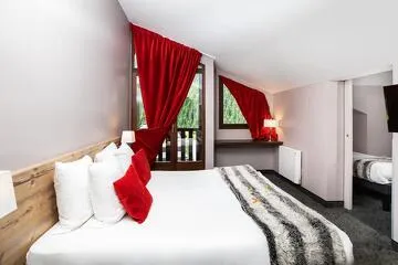 © Hotel-club Sowell Family in Valfréjus  P.ESCUDIE