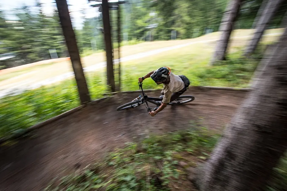 © Enduro MTB: La valdingue 2_Valfréjus - Naar Pernet