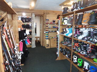 © valfrejus-location-ski-snowboard - Snowclub Intersport