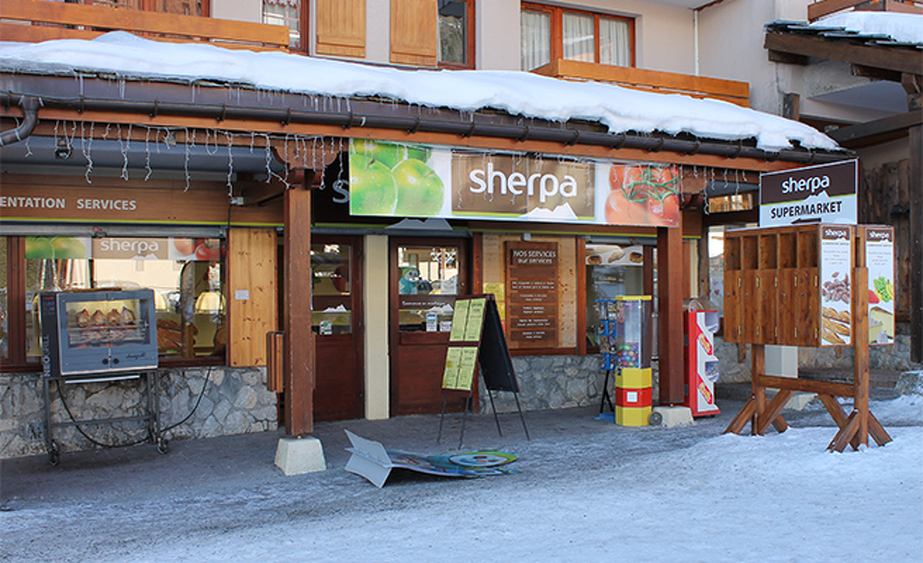 © valfrejus-sherpa-superette - Verneuil